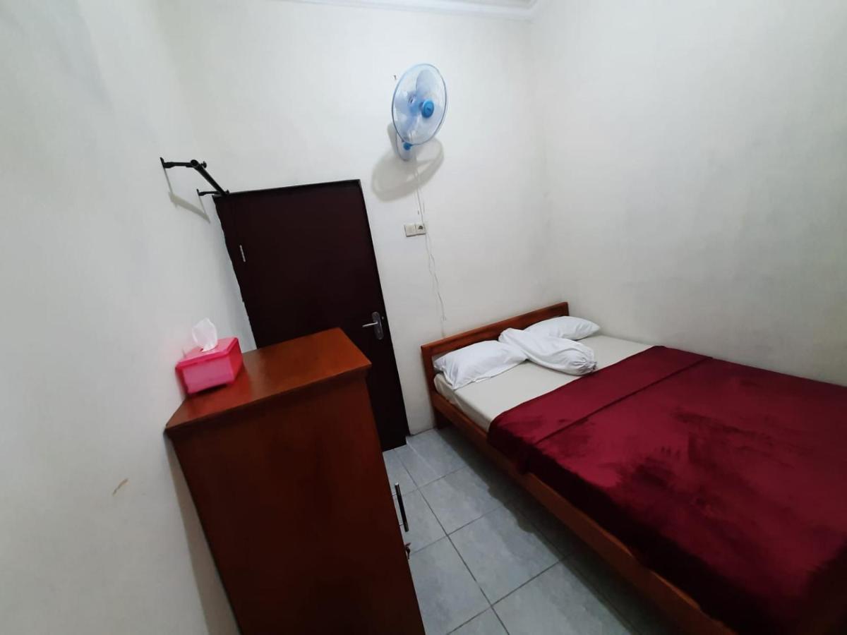 999 Khs Homestay Gilimanuk Exterior foto